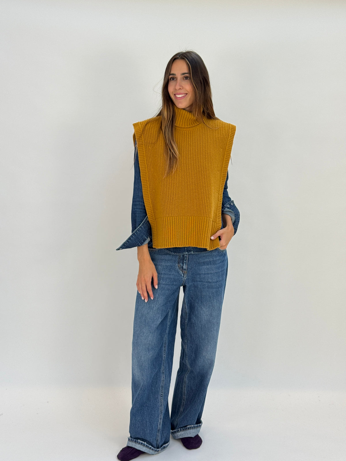 DAV01 Gilet collo alto - 41 ORO